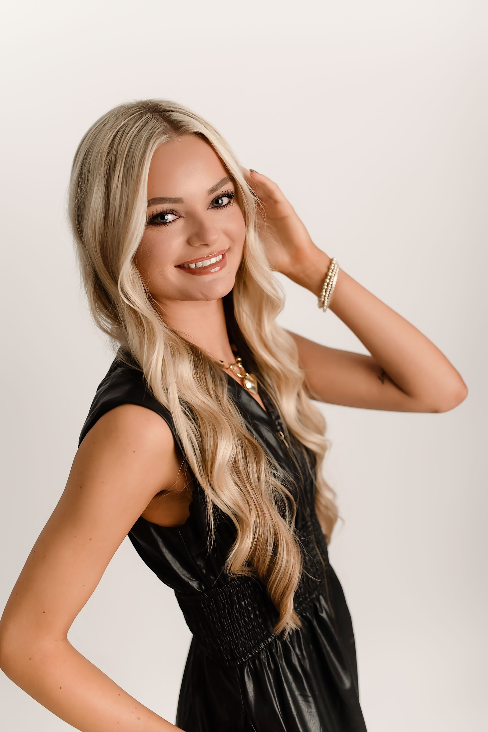 Aleah, Stylist