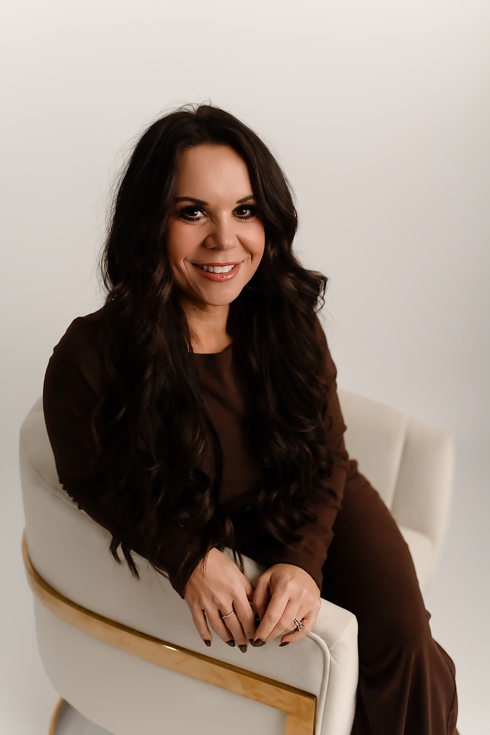 Larae, Stylist